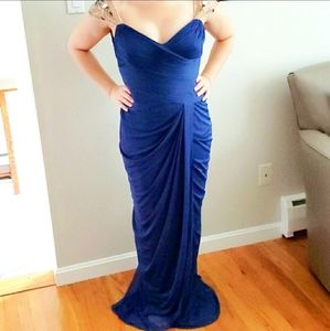 MUST GO! HP! ⭐Adrianna Papell | Ruched dress